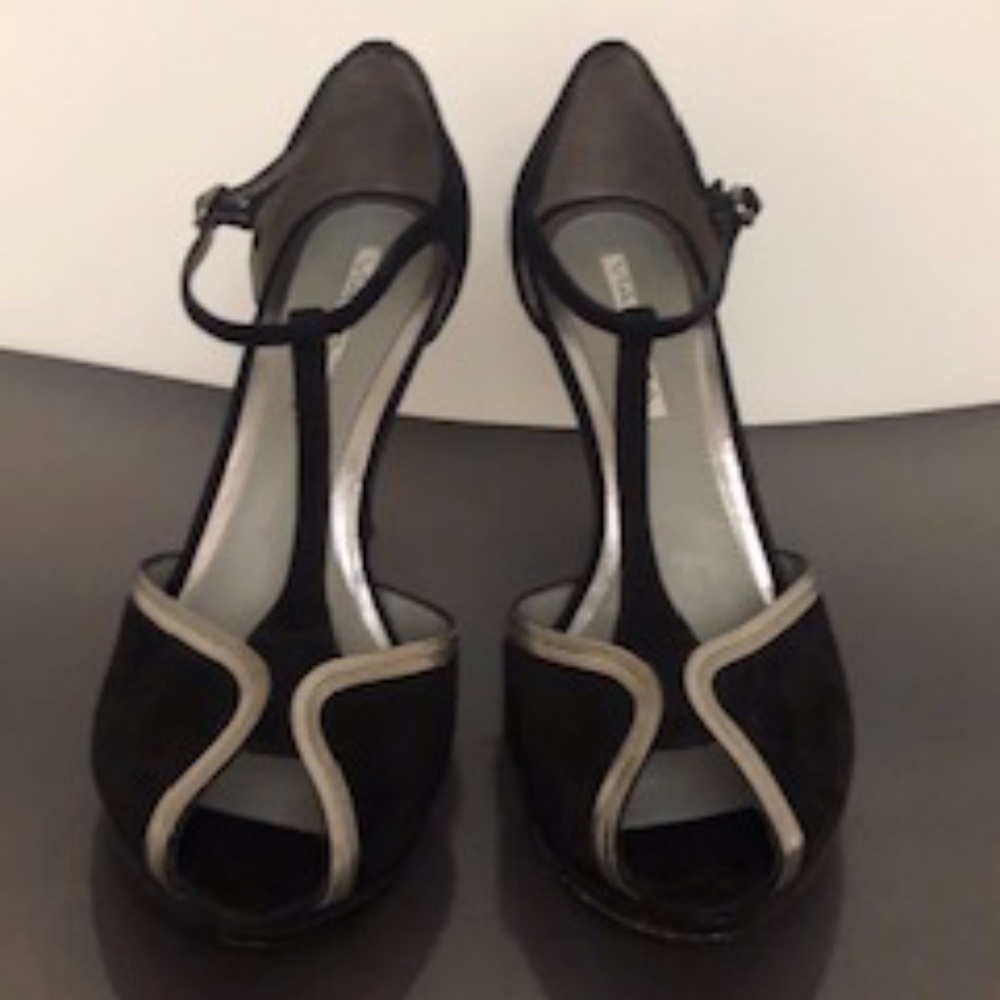 Via Spiga black peep toes